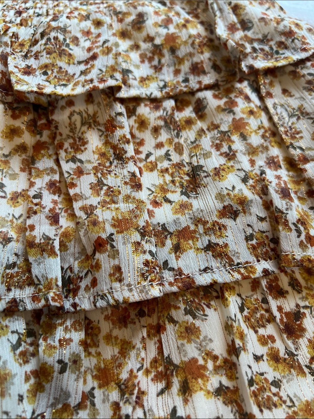 Altar’d State Tiered Floral Mini skort in Cream and Brown - Picture 3 of 7